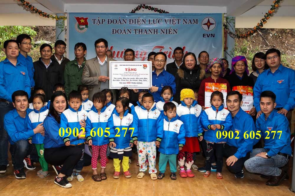 Mua số lượng lớn áo ấm từ thiện cho trẻ em ở tỉnh Quảng Trị