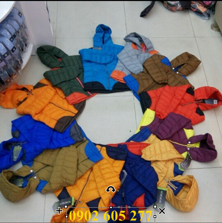 Qùa áo khoác ấm cho các em nhỏ tại  Thái Nguyên_AO KHOAC AM TU THIEN