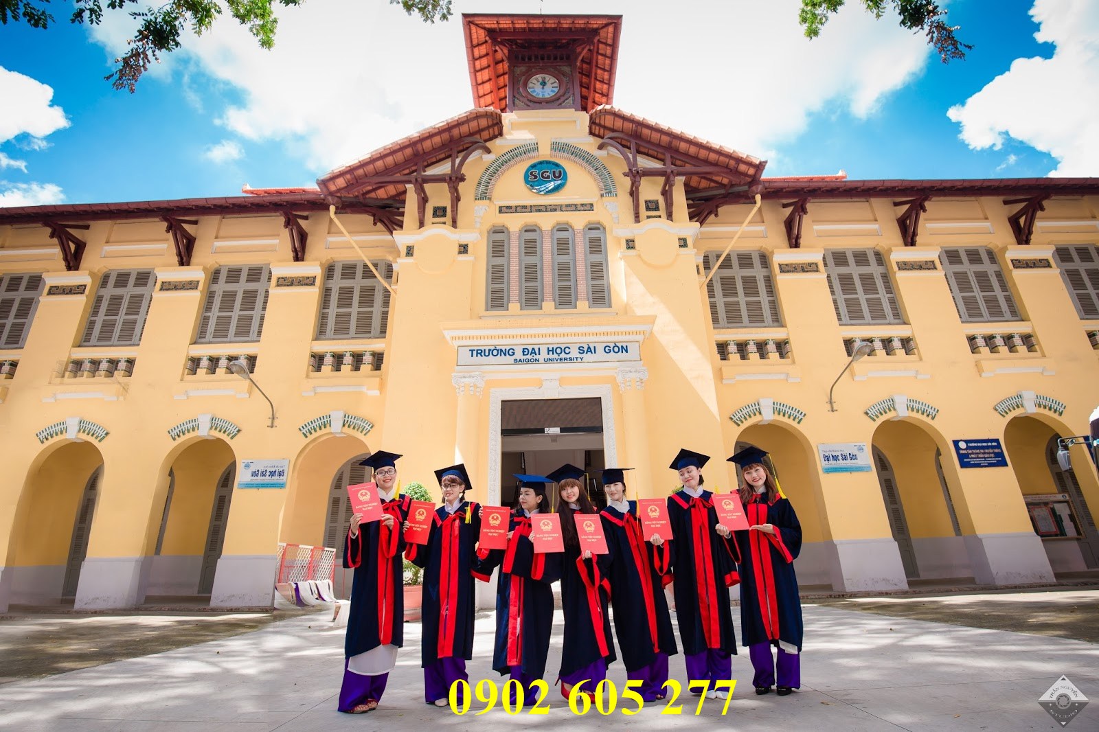 Cho thuê áo cử nhân, áo tốt nghiệp giá rẻ Gò Vấp