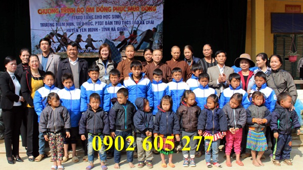 Áo khoác ấm từ thiện giá rẻ tại Thái Nguyên