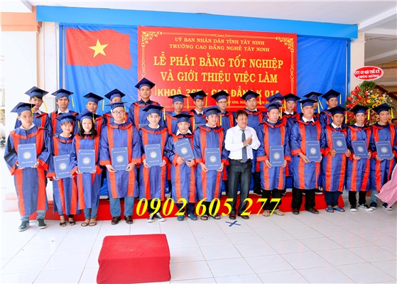 Mua áo chụp kỷ yếu sinh viên đại học năm 2019