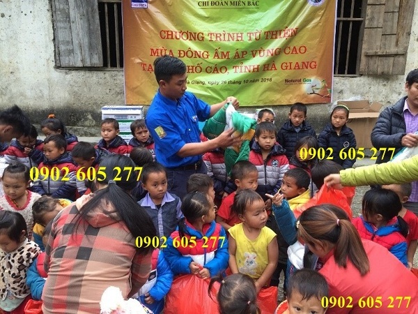 Cần mua áo khoác ấm từ thiện giá rẻ tại Quảng Ninh- ao khoac am tu thien